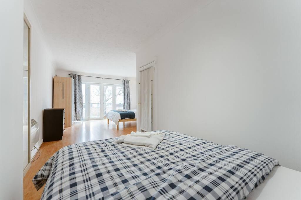 Up To 4 People, Room In A Share House Next To London Bridge Exteriör bild